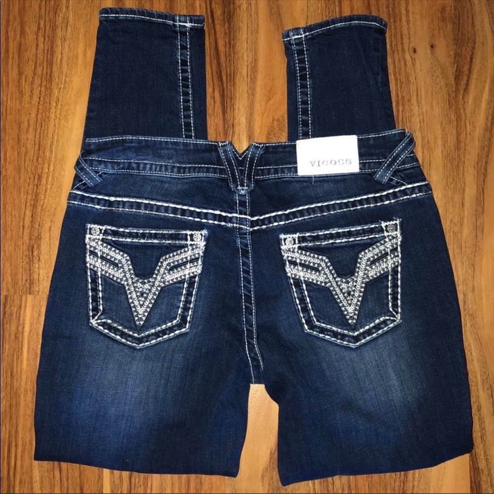 Vigoss stretchy skinny jean with destructi…